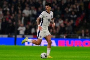 TA:奥赖利或担任英格兰主力;球队终于找到中场组织核心:安德森