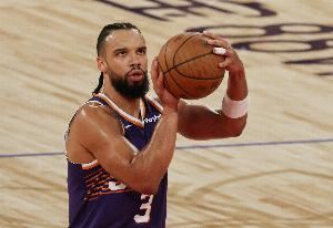 狄龙谈是否自信:我与之前的负面能量做了切割 用不停训练找状态