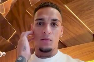 安东尼:关窗前一天晚上11点孔帕尼给我打电话,我当时犹豫了很久